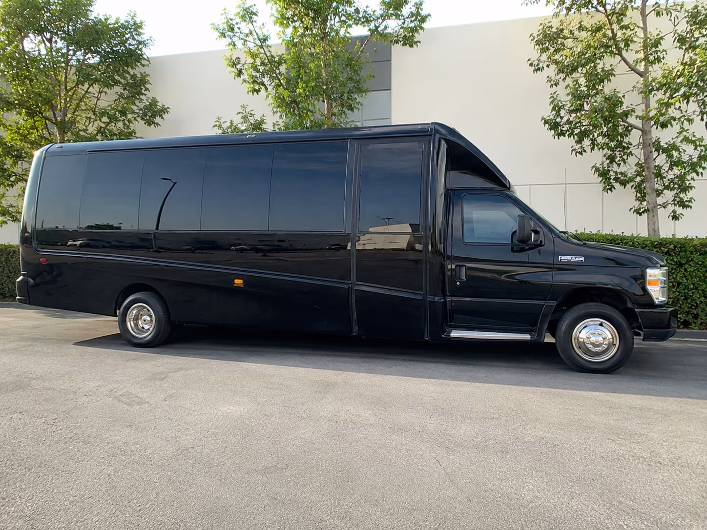 airport pickups out of town guests and everything in between