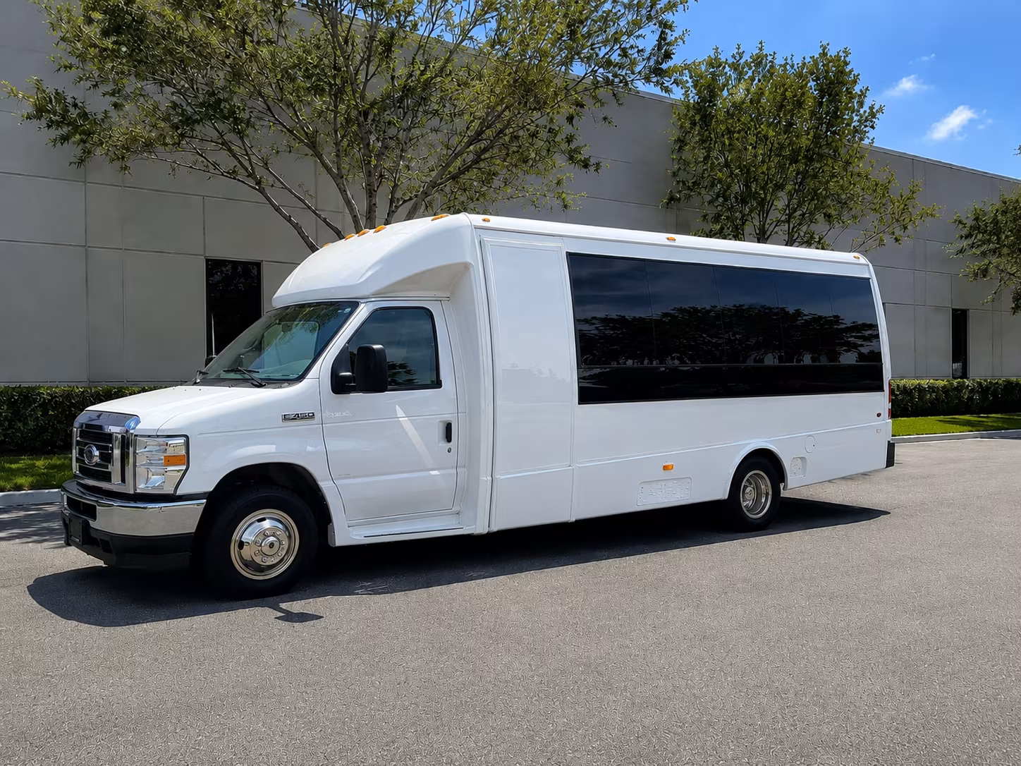 how the type of bus changes the price in escondido california